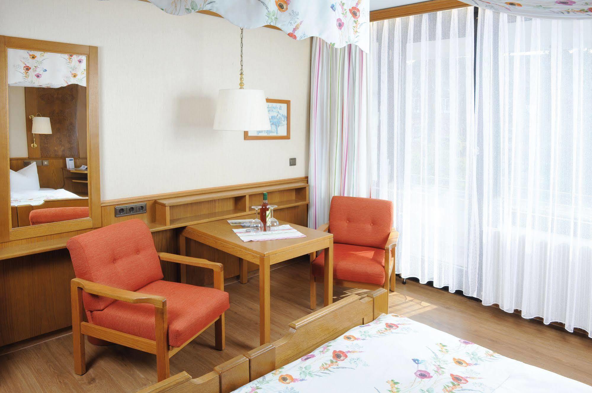 Hotel Bad Stebener Hof エクステリア 写真